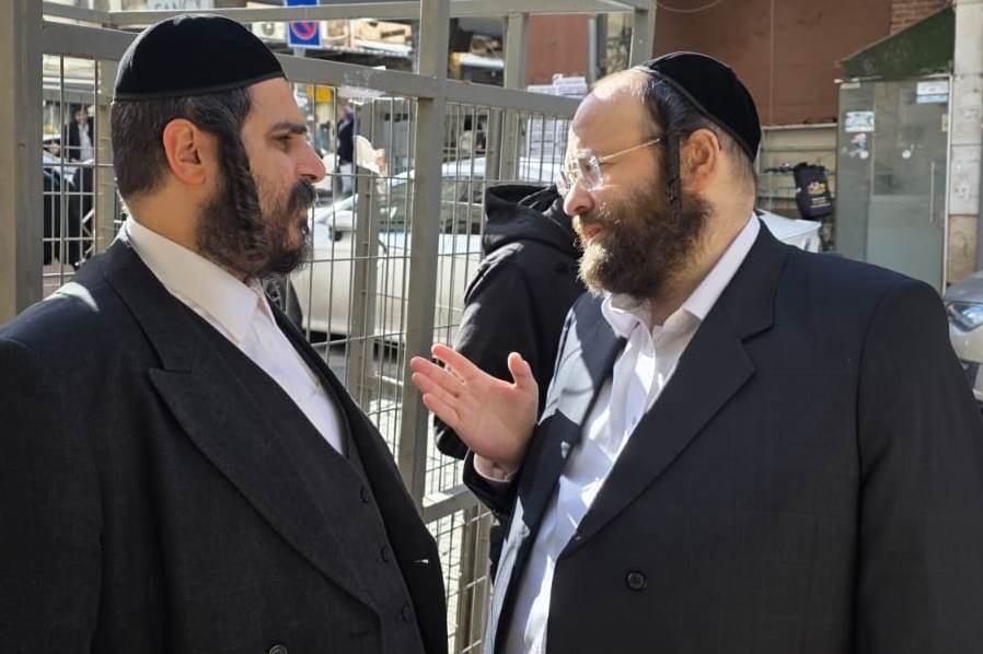 באדיבות המצלם