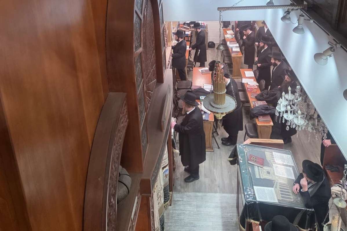 באדיבות המצלם