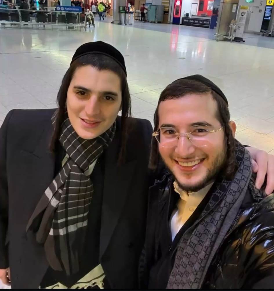 באדיבות המצלם