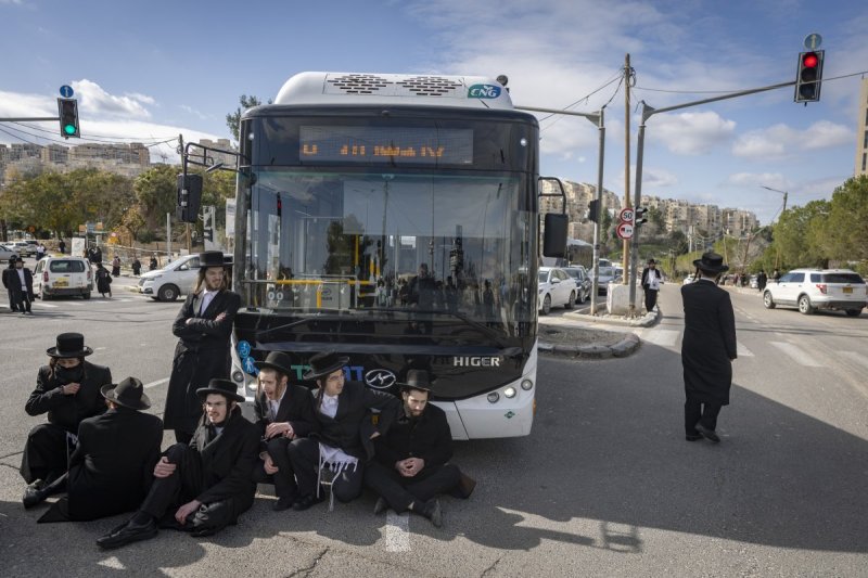 חיים גולדברג, פלאש 90
