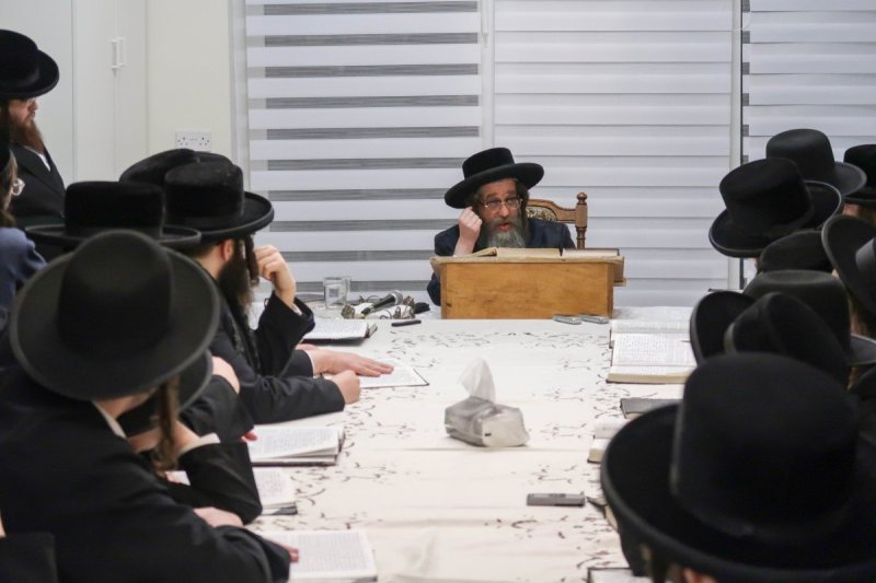 מ.א נוימן