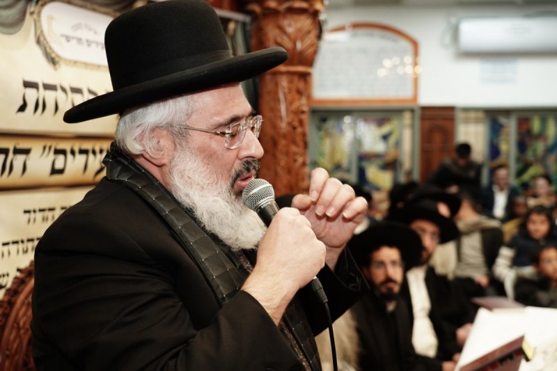 אבי מנצור