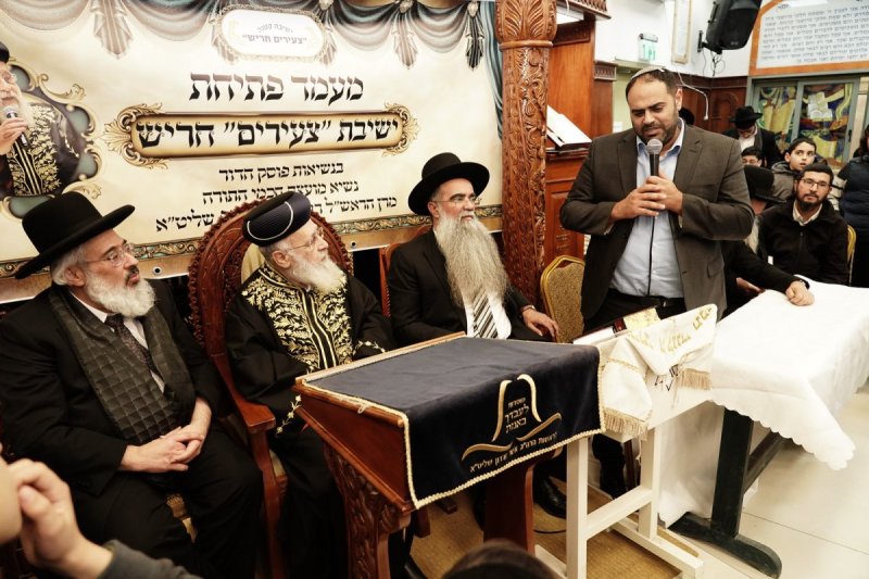 אבי מנצור