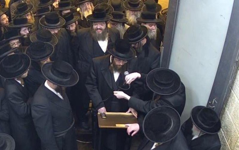 באדיבות המצלם