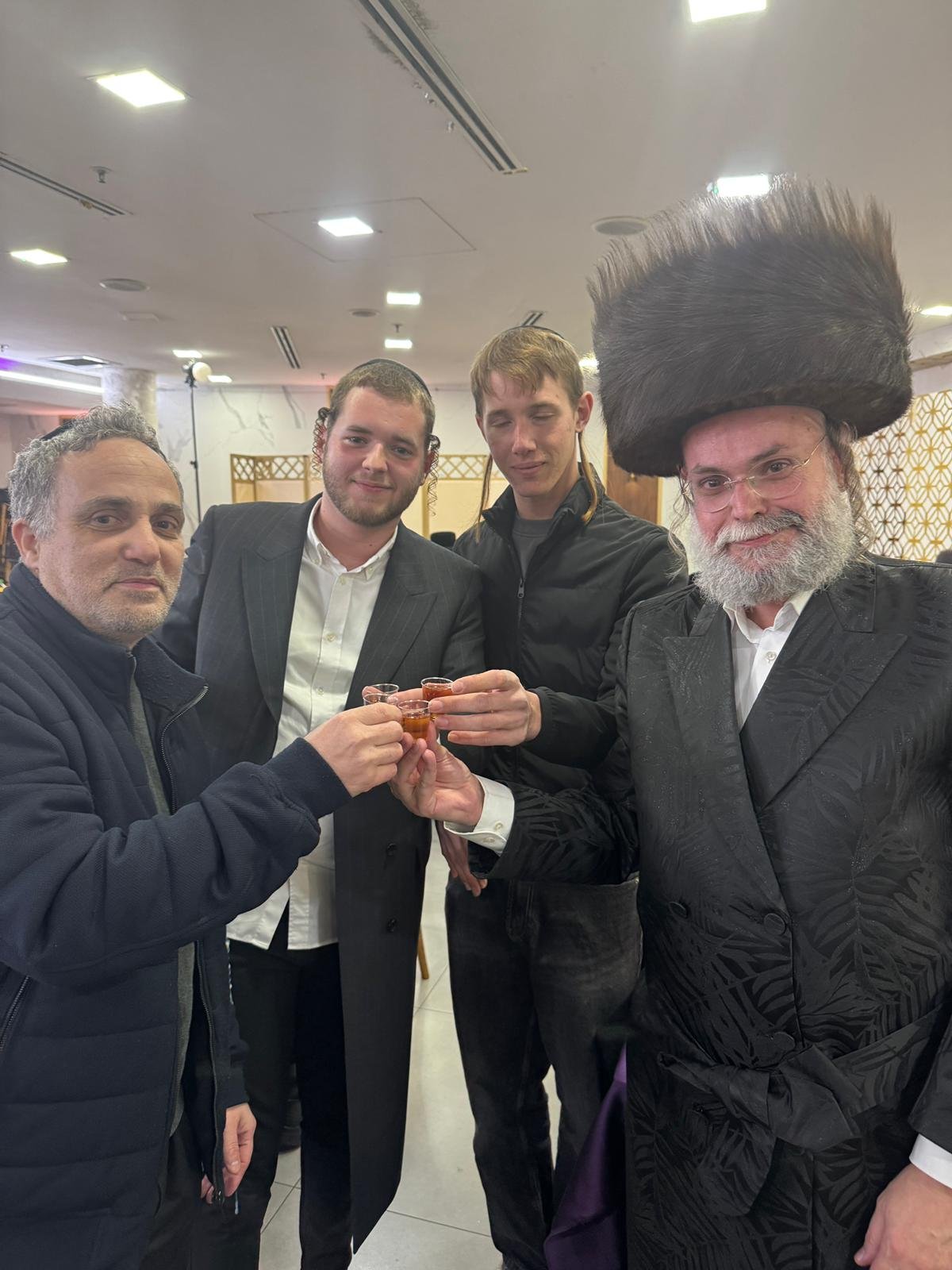 באדיבות המצלם