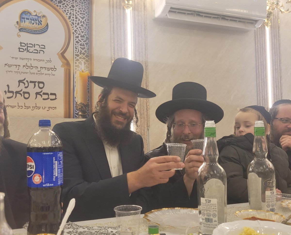 באדיבות המצלם