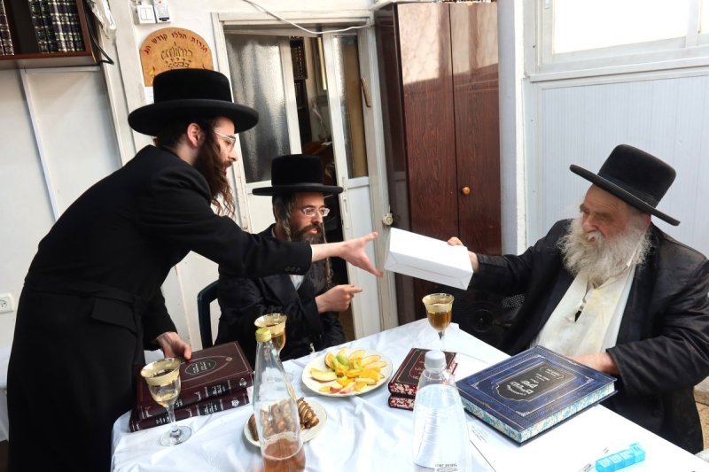 שימי פ.