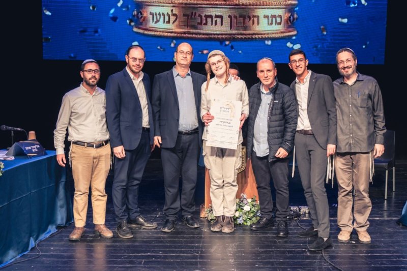 באדיבות המצלם