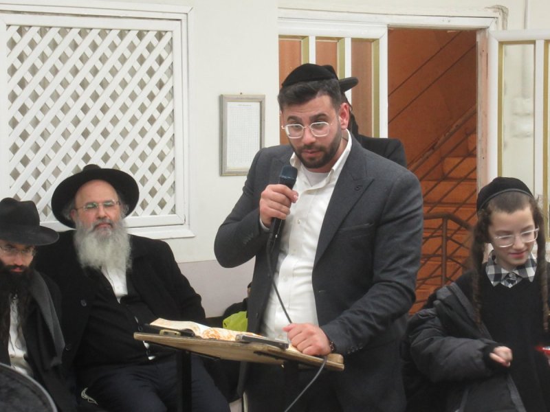 באדיבות המצלם