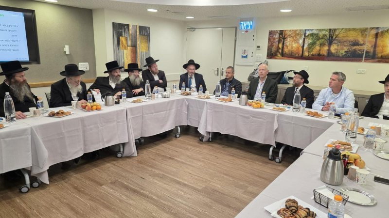 יחצ