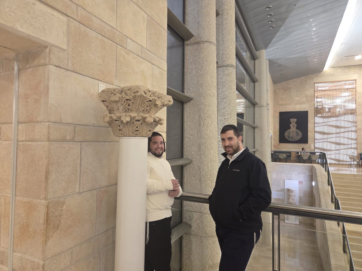באדיבות המצלם