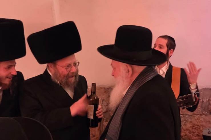 באדיבות המצלם
