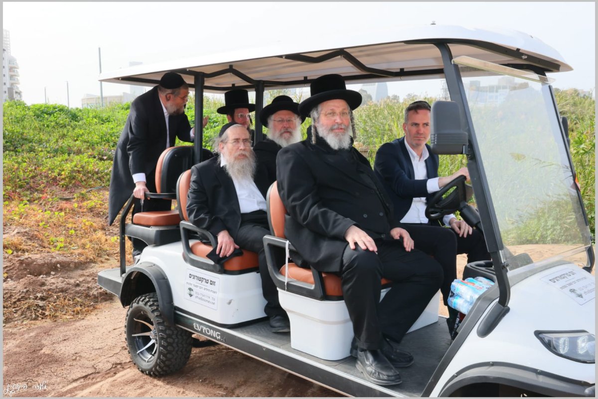 באדיבות המצלם