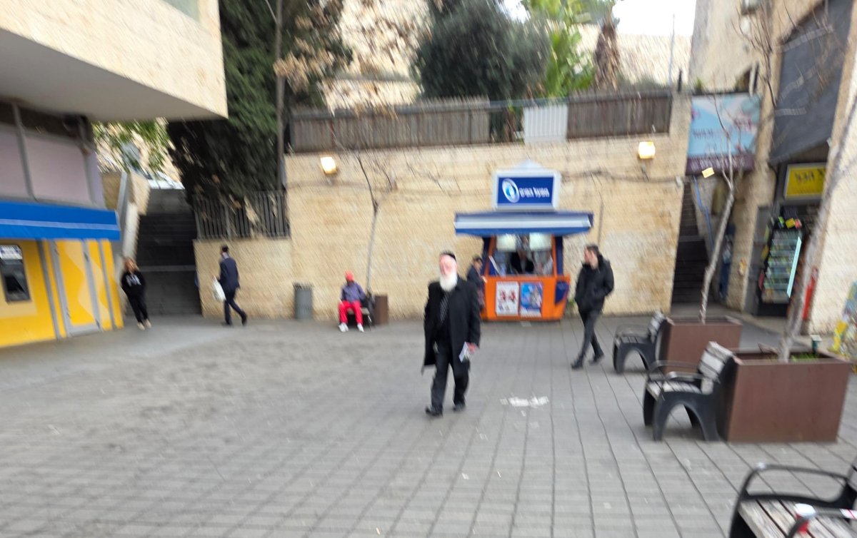 באדיבות המצלם