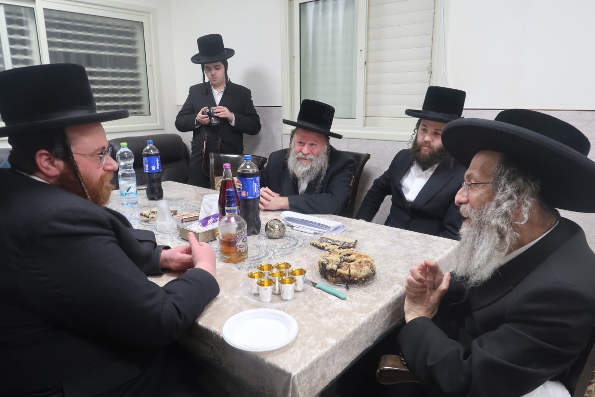 באדיבות המצלם