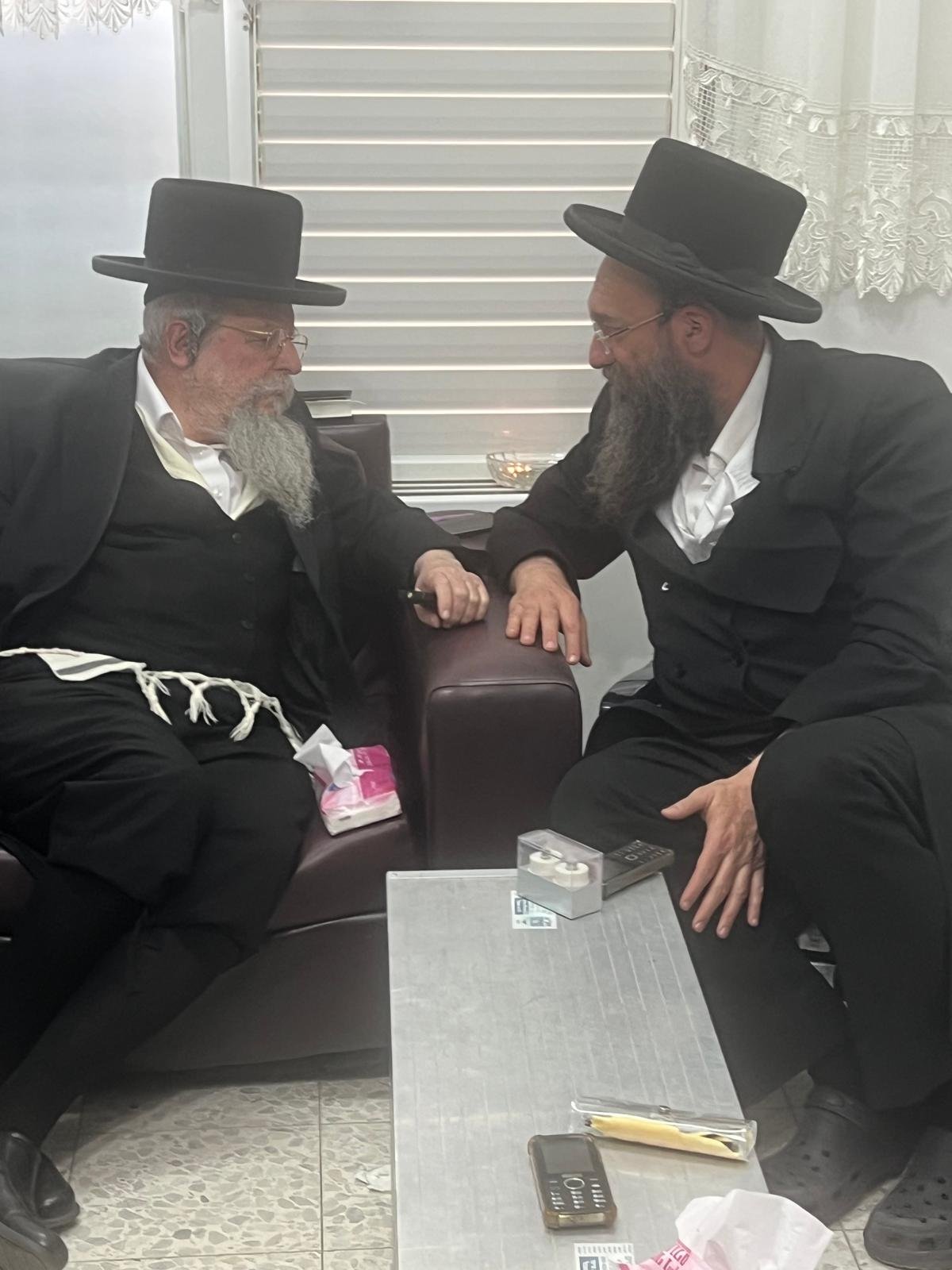 באדיבות המצלם