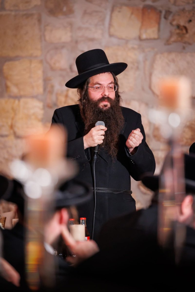דניאל נפוסי