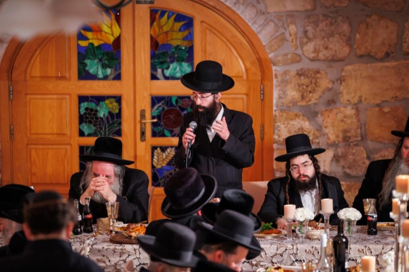 דניאל נפוסי