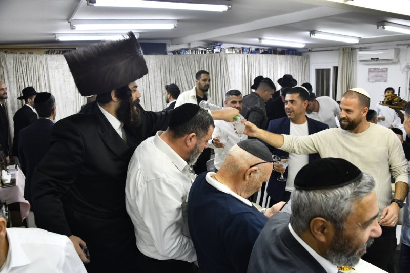 שוקי לרר