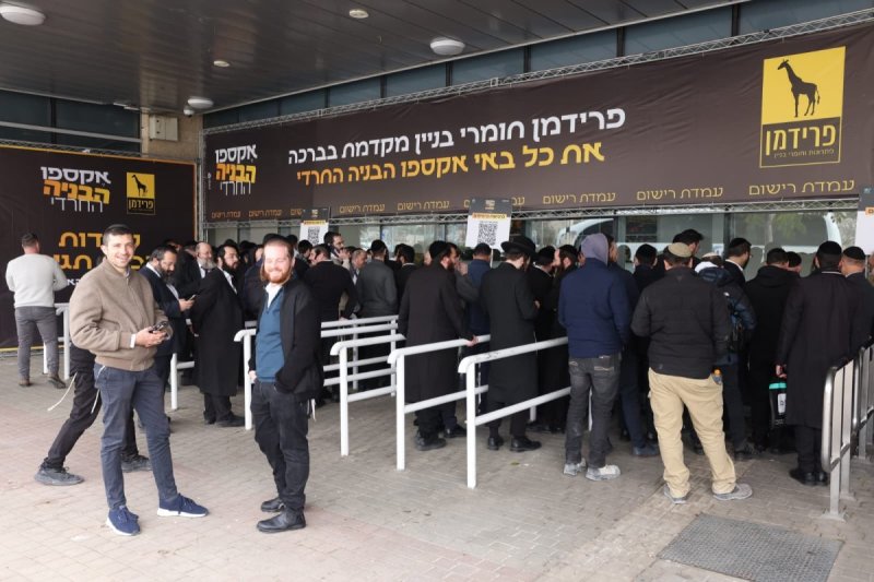 יעקב נחומי, אריאל אוחנה, אברהם כהן