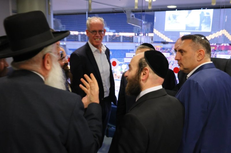 יעקב נחומי, אריאל אוחנה, אברהם כהן