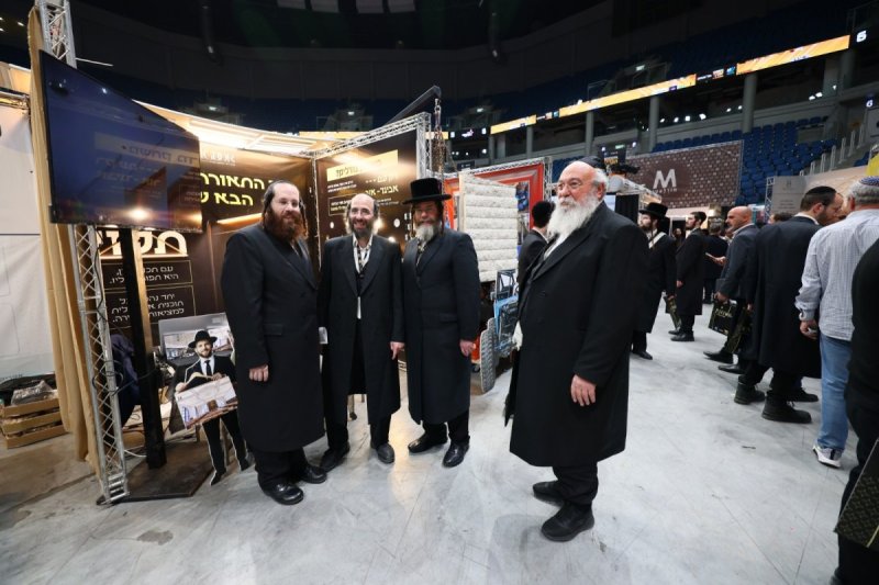 באדיבות המצלם