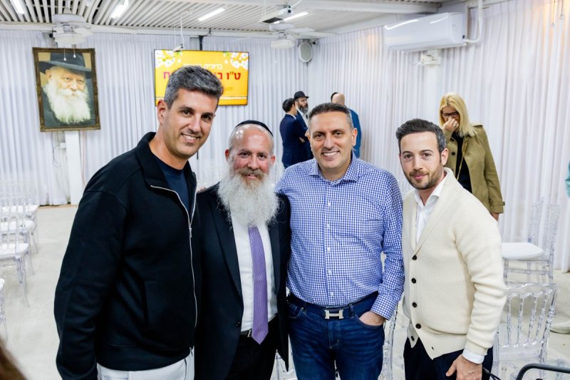 מנדי טויטו