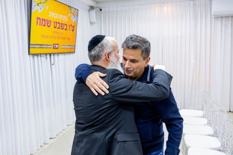 מנדי טויטו