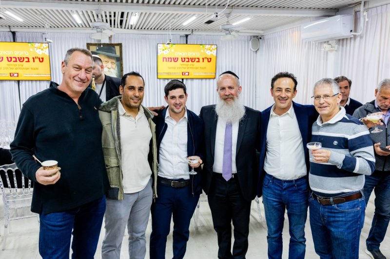 מנדי טויטו