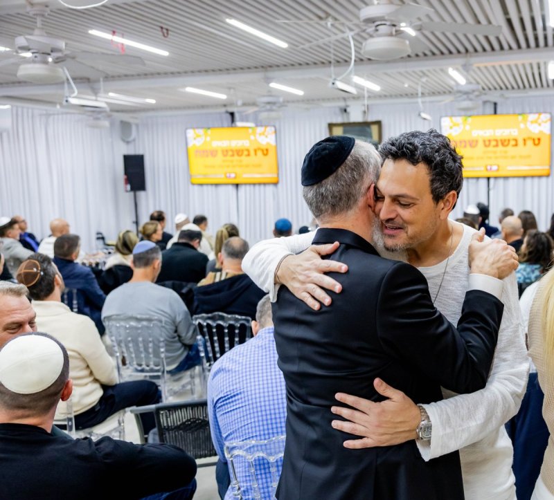 מנדי טויטו