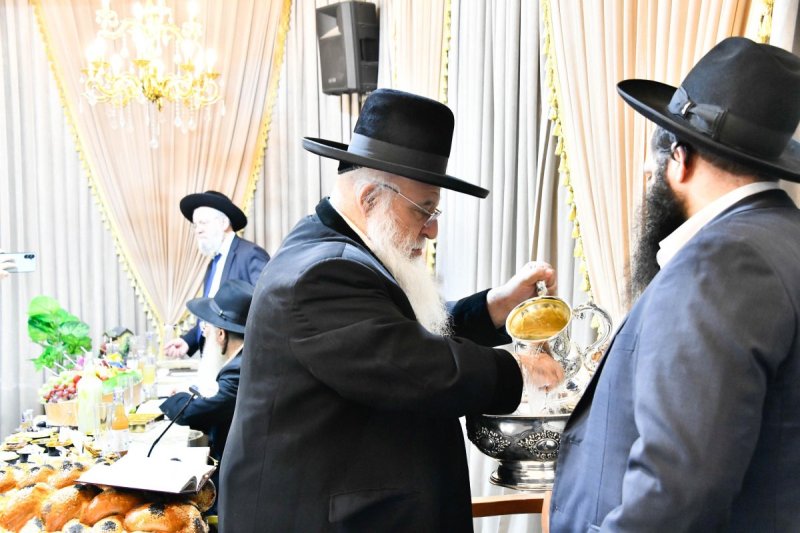 שוקי לרר