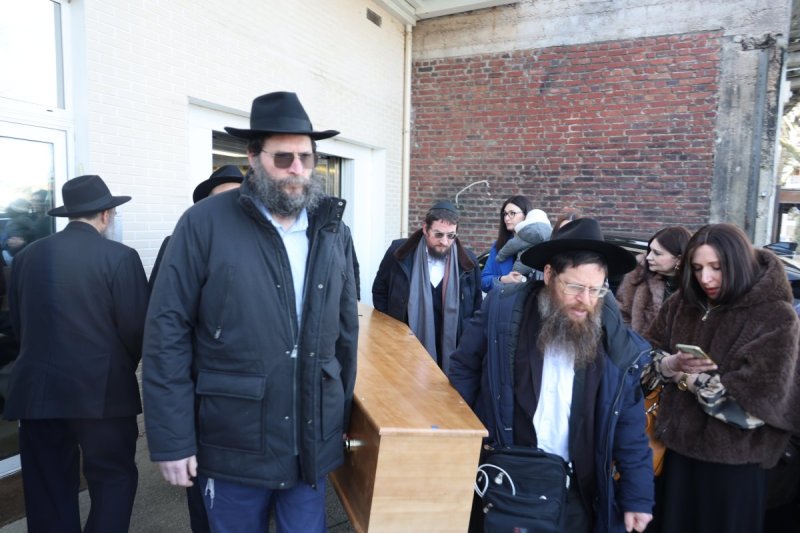 מרדכי לובעצקי