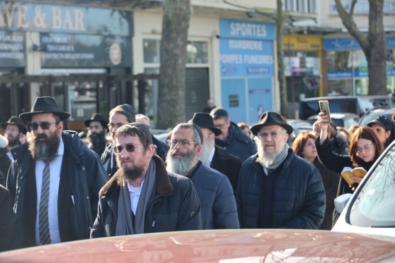 מרדכי לובעצקי