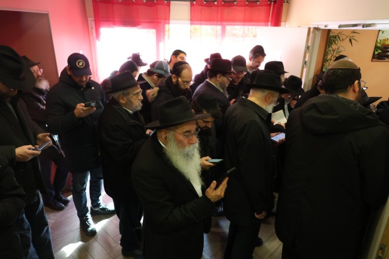 מרדכי לובעצקי