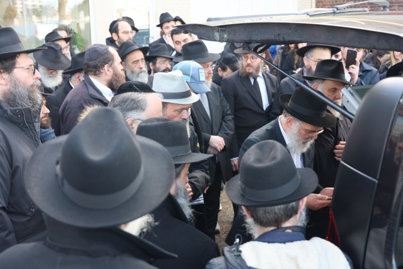 מרדכי לובעצקי