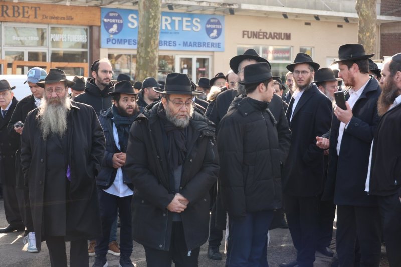 מרדכי לובעצקי