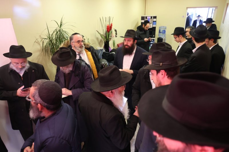 מרדכי לובעצקי