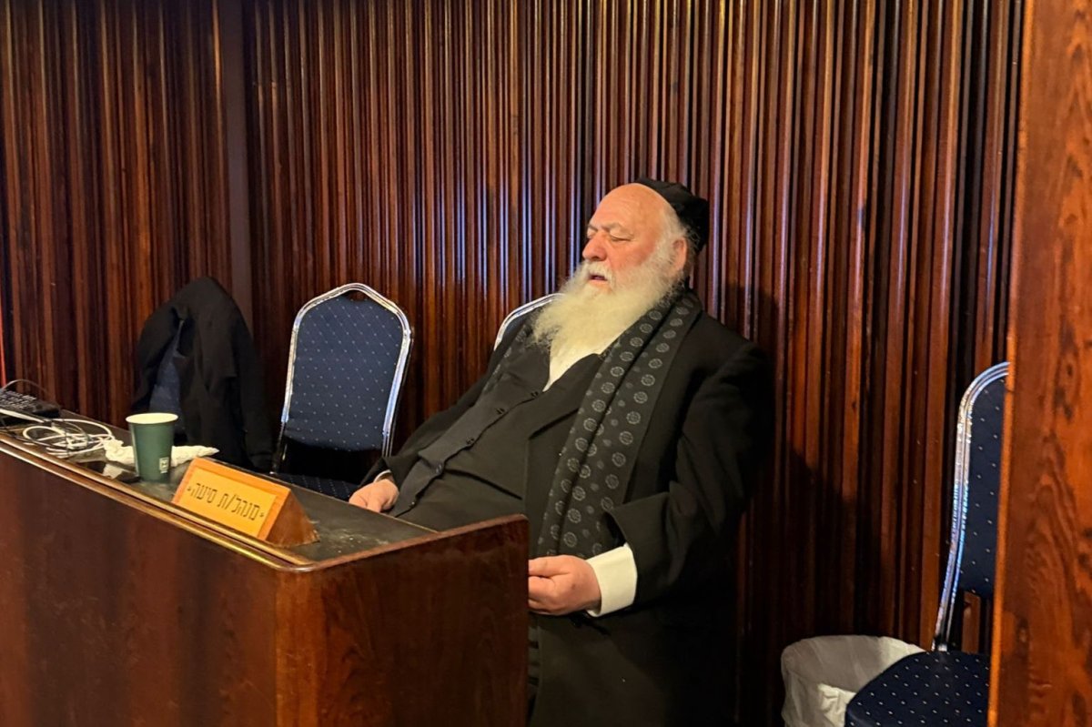 באדיבות המצלם