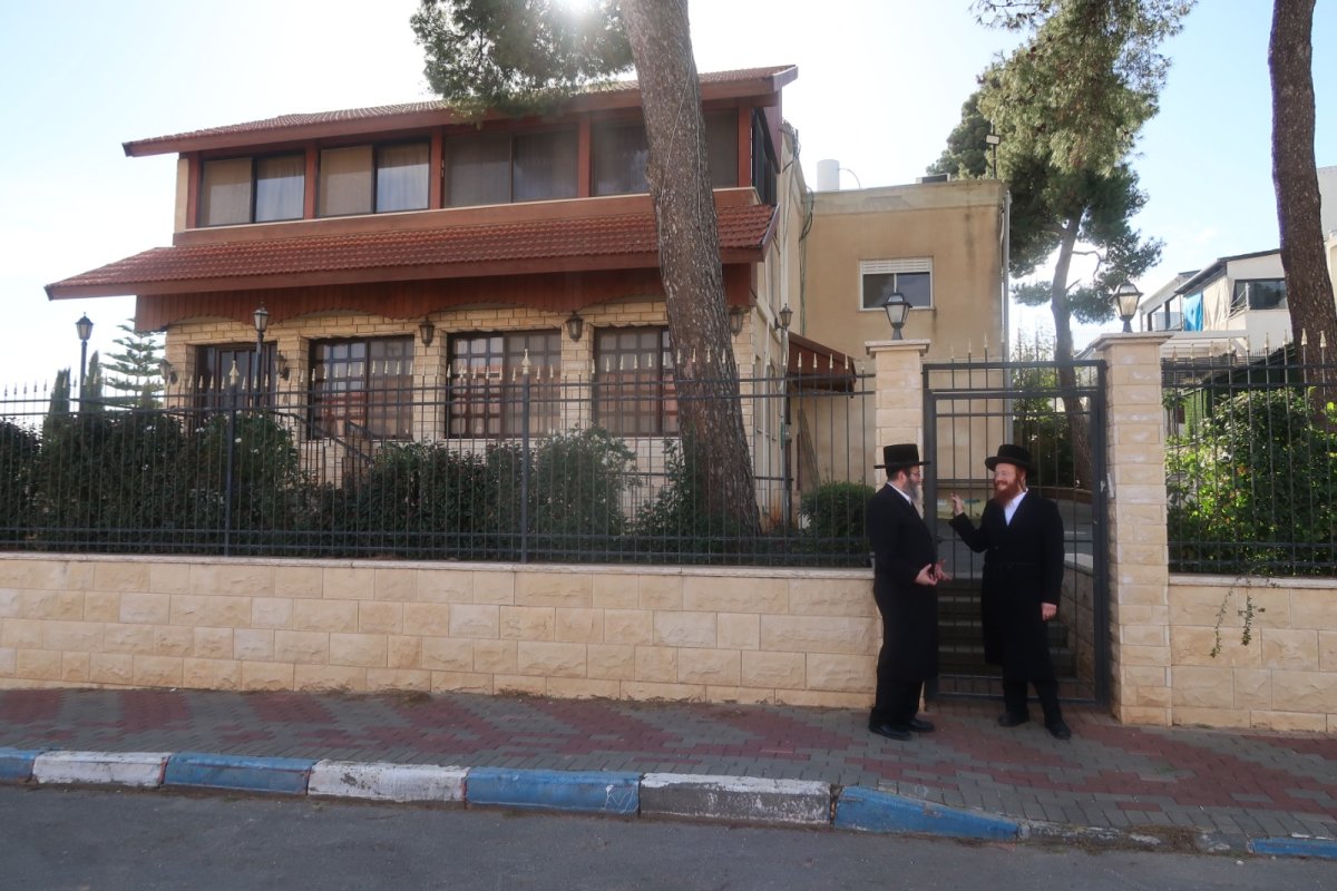 באדיבות המצלם