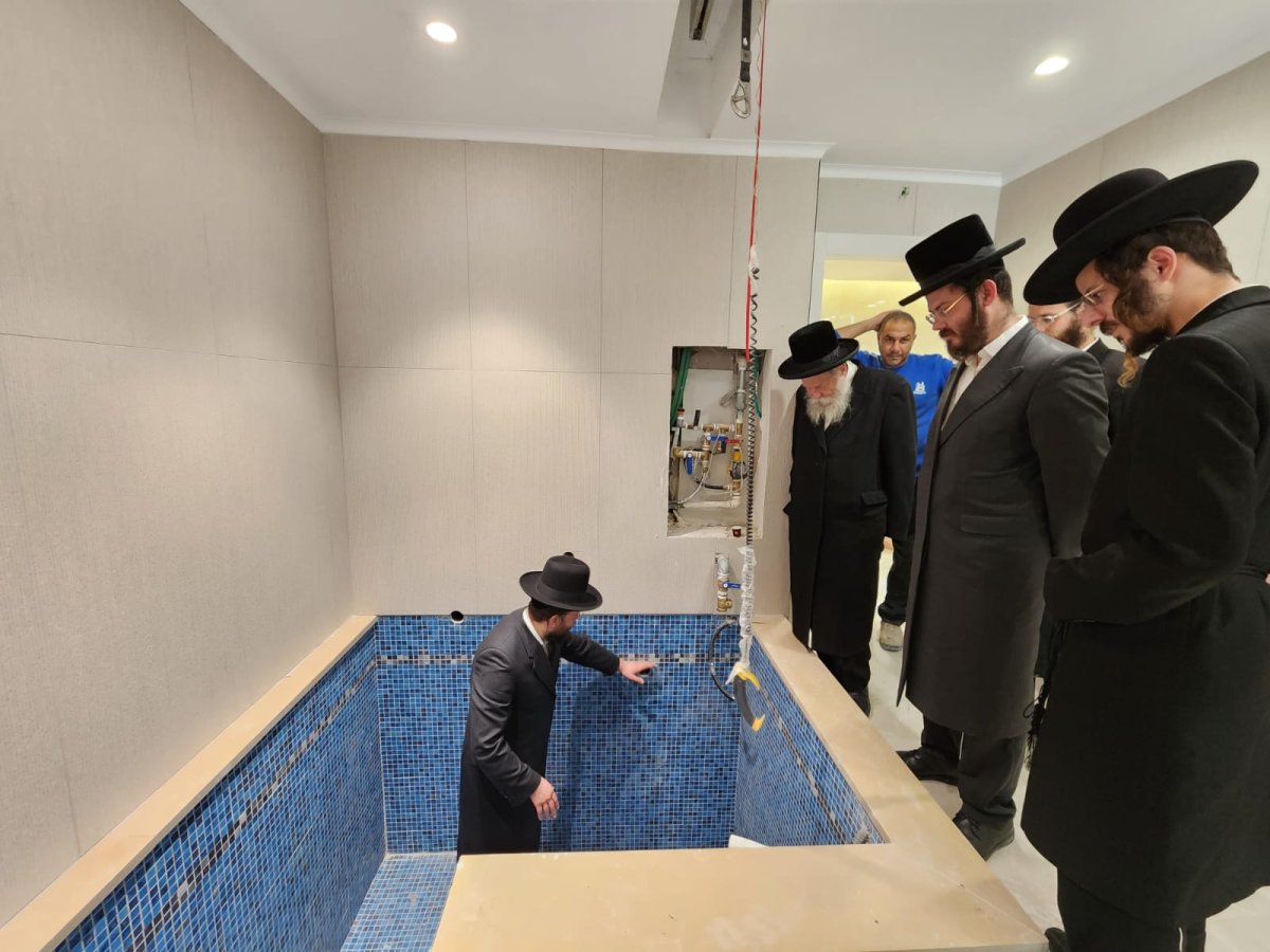 באדיבות המצלם
