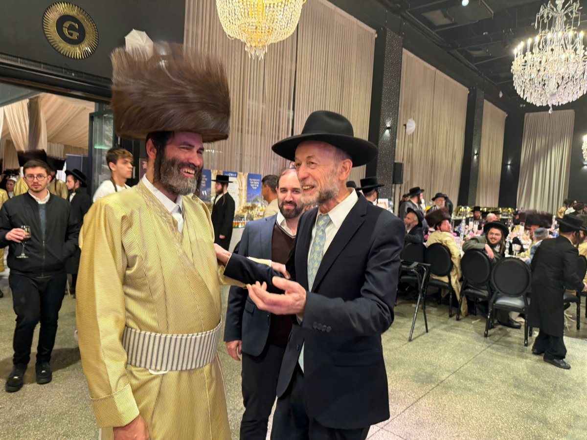 באדיבות המצלם