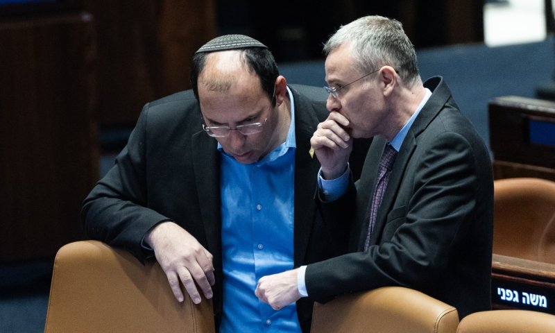 לוין מציית לבג"ץ ומפרסם את שמות המועמדים לבתי המשפט המחוזיים