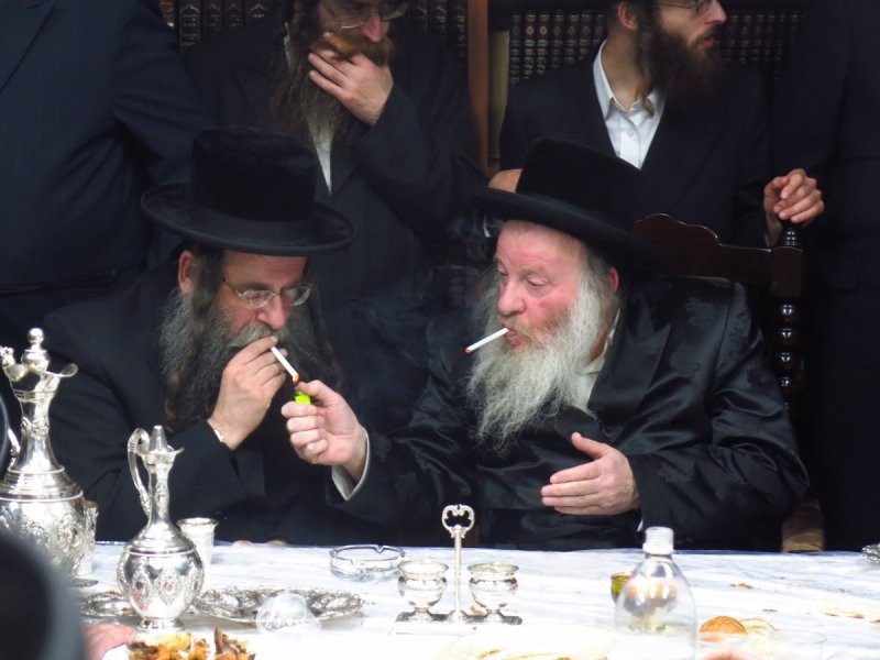 ארכיון די וואך