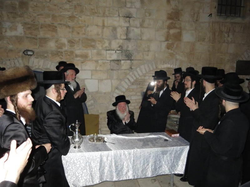 ארכיון די וואך