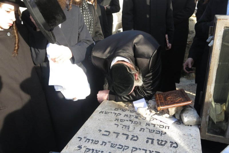 ארכיון די וואך
