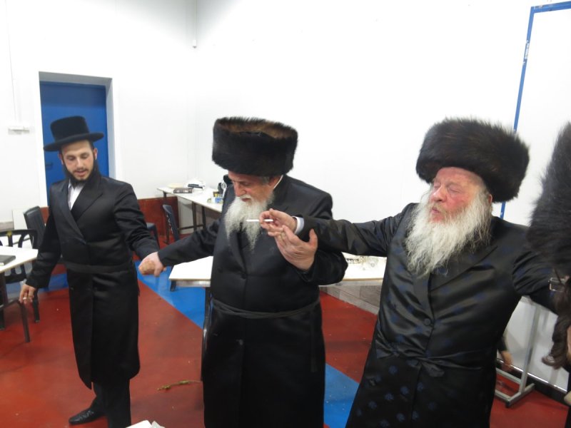 ארכיון די וואך