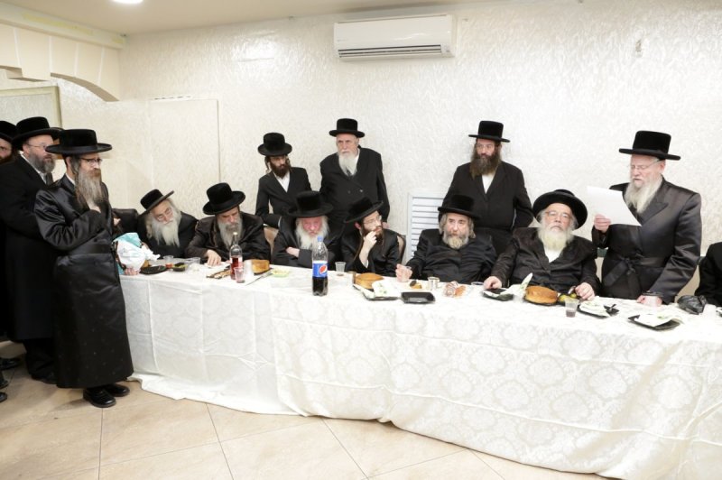 ארכיון די וואך