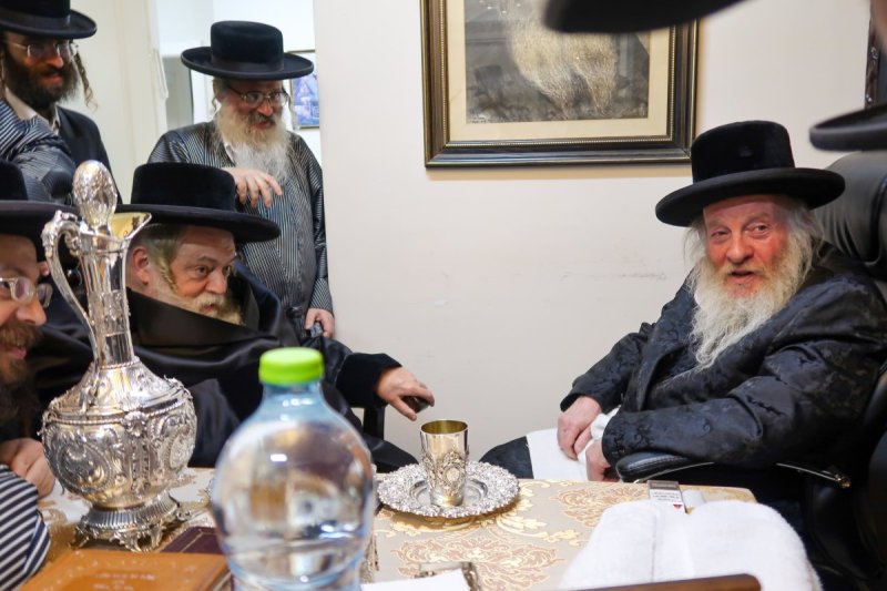 ארכיון די וואך