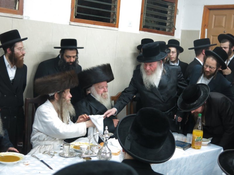 ארכיון די וואך