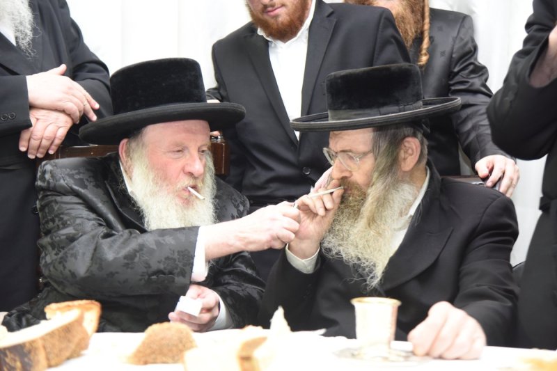 ארכיון די וואך